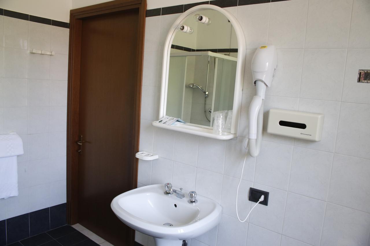 Hotel Narnia Экстерьер фото