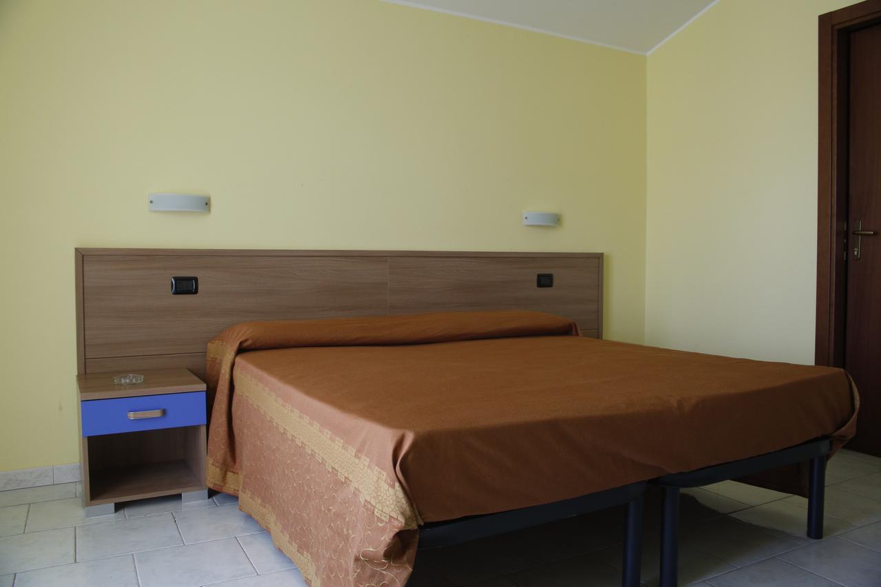 Hotel Narnia Экстерьер фото