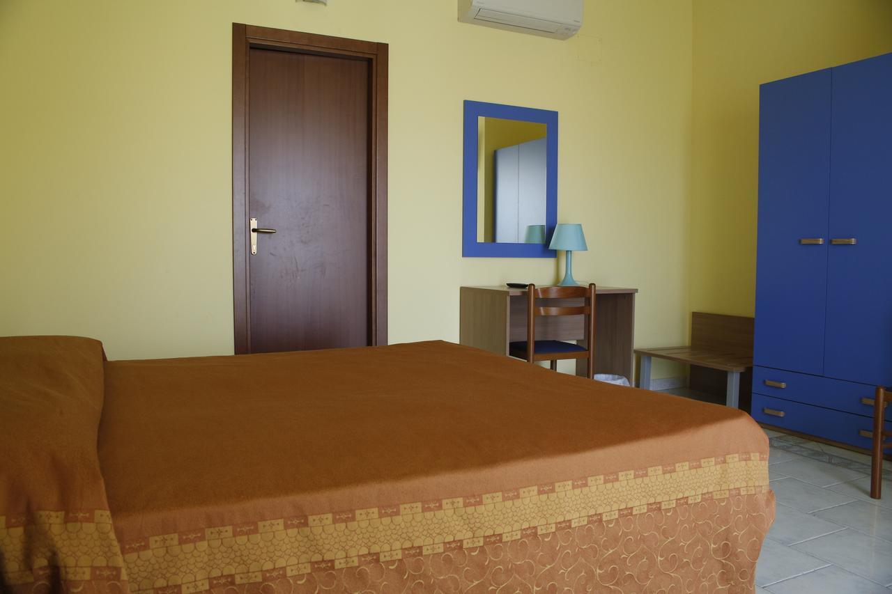 Hotel Narnia Экстерьер фото