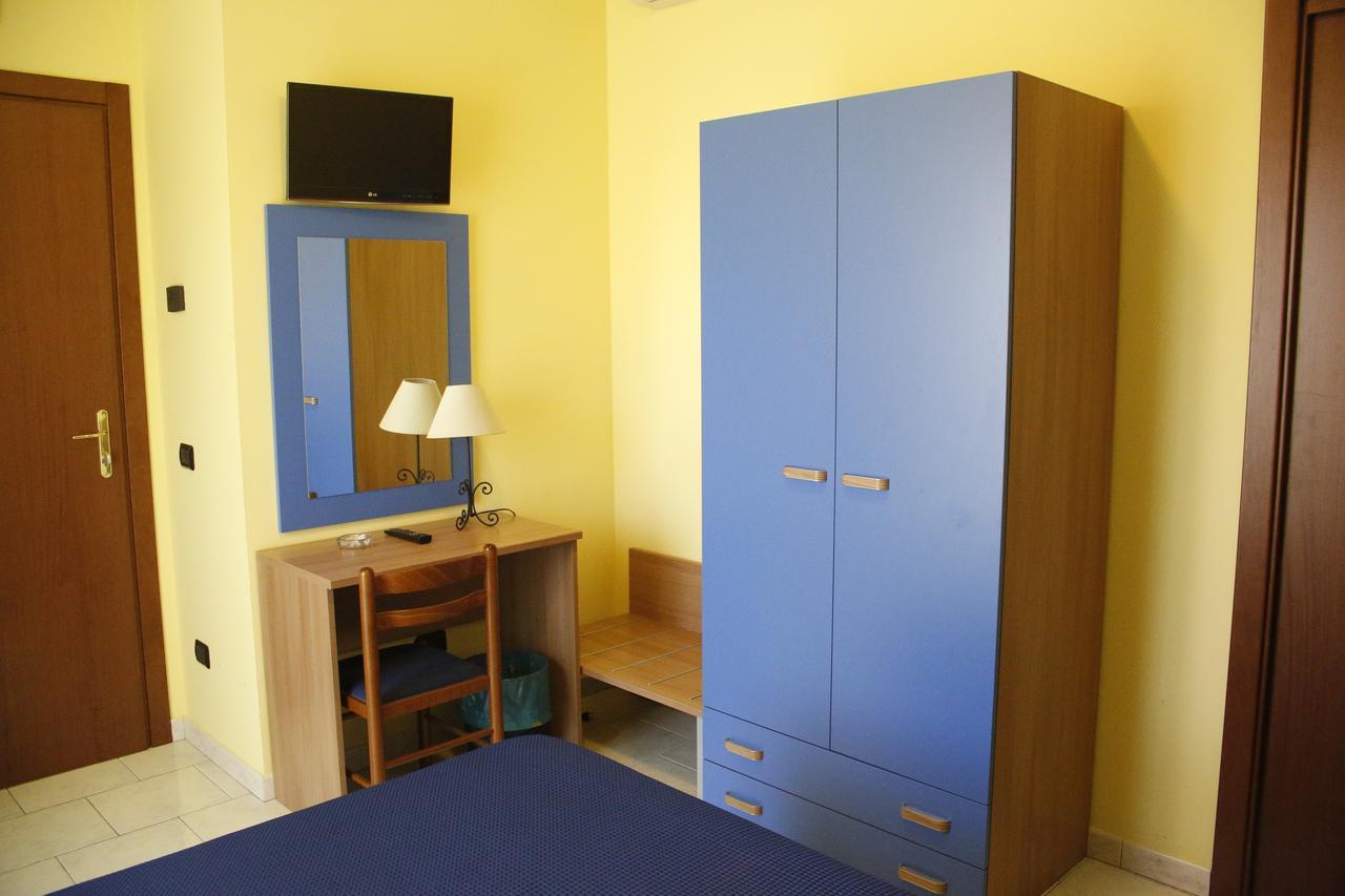 Hotel Narnia Экстерьер фото